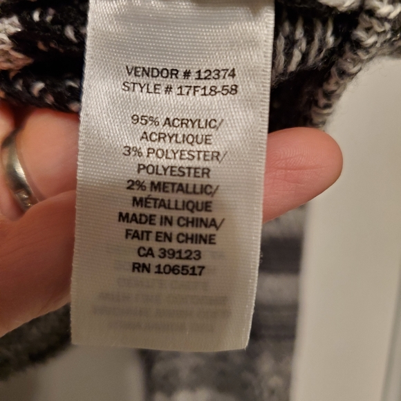 Northern Reflections sweater - Picture 6 of 9